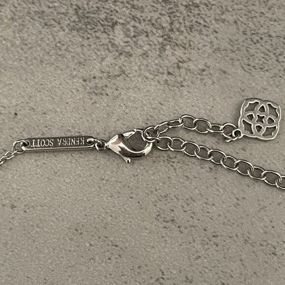 Kendra Scott Isla Blue Lace Agate Asymmetric Silver Pendant Necklace 18"-20" - Picture 5 of 5